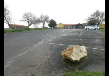 Parking du port des Salines
