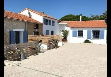 Extérieur cour