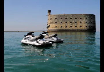 Devant le Fort Boyard