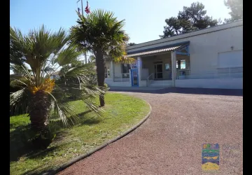 Mairie de Grand village plage