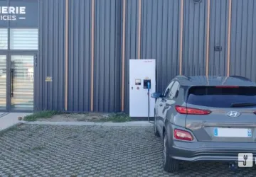 Borne électrique Brico Leclerc